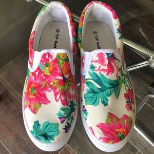 Top shop floral slip ons